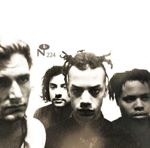 Majesty Crush- Butterflies Don't Go Away ( Vinyl )