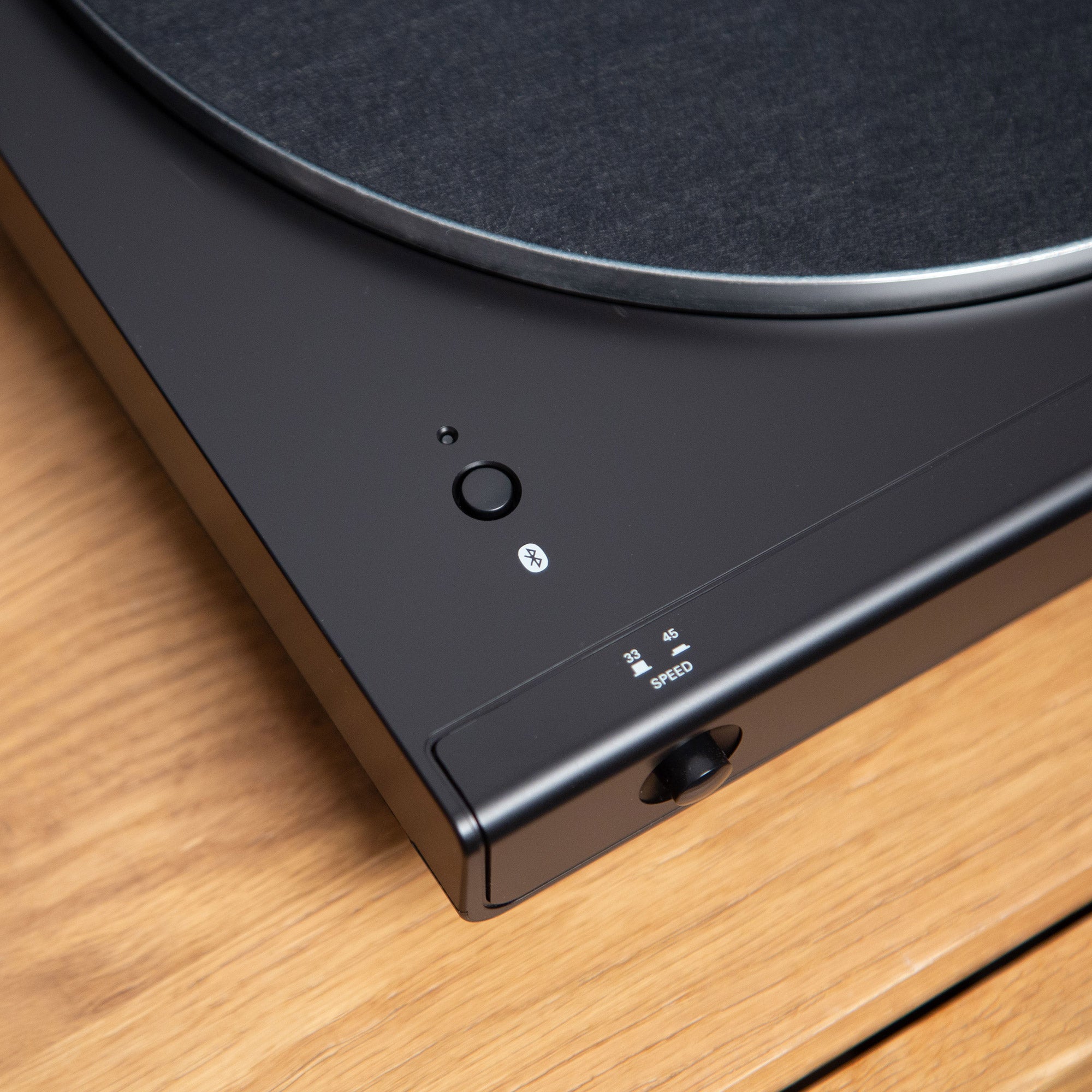 Audio-Technica: AT-LP60XBT-BK Automatic Bluetooth Turntable - Black